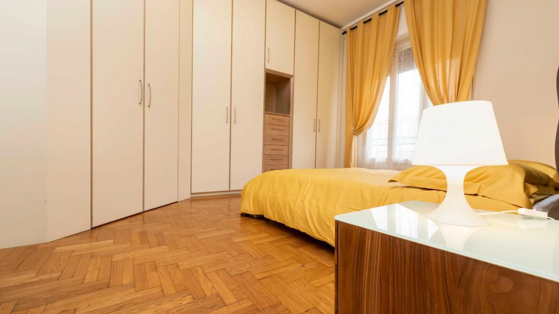 Citta Studi - 15 Minutes From Duomo Apartment Milan